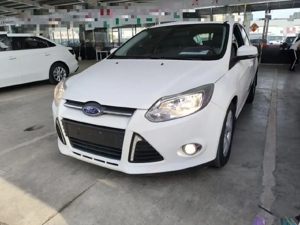 2012 Ford Focus 1.6L 125HP L4 6DCT