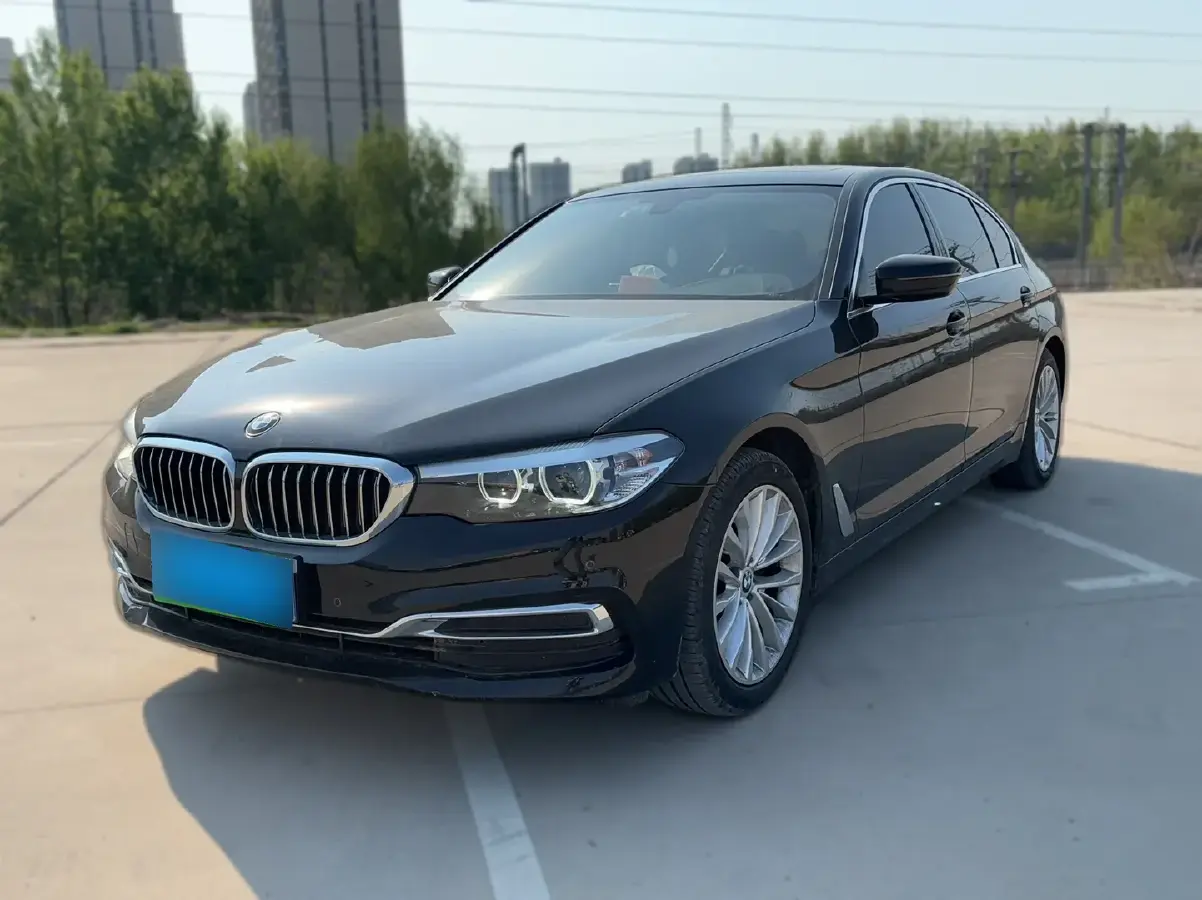 2020 BMW 5 Series 2.0T 184HP L4 8AT