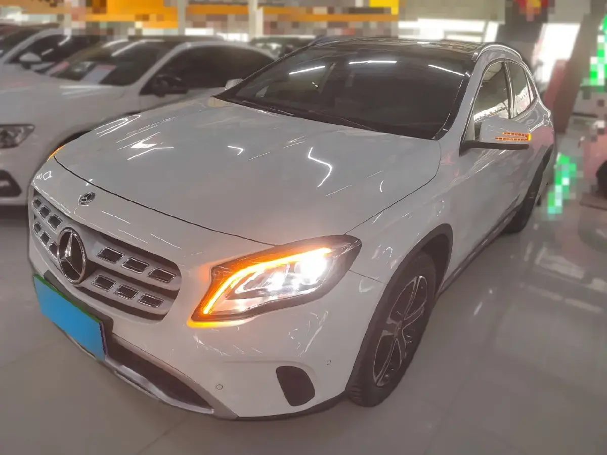 2018 Mercedes-Benz GLA Class 1.6T 156HP L4 7DCT