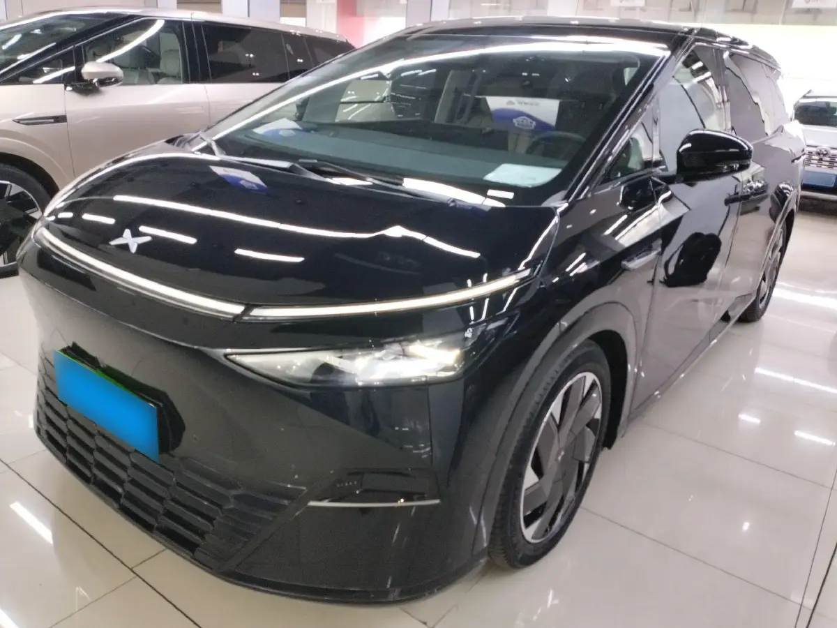 2024 Xpeng X9 BEV 101.5KWH