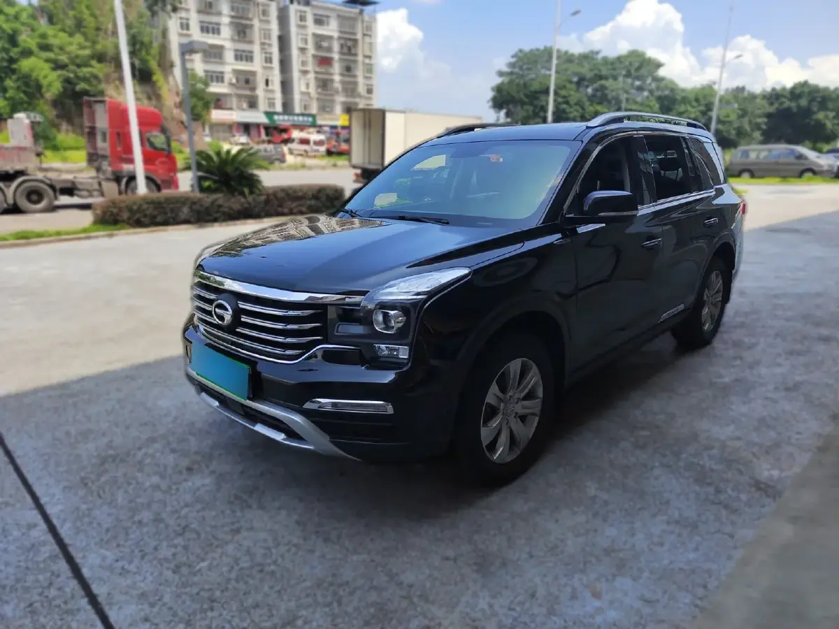 2017 GAC Trumpchi GS8 2.0T 201HP L4 6AT