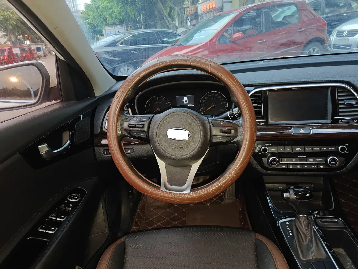 2017 Kia Cachet 1.8L 143HP L4 6AT,autocango,china used car exporter,china ev exporter,chinese used car exporter,chinese used ev exporter