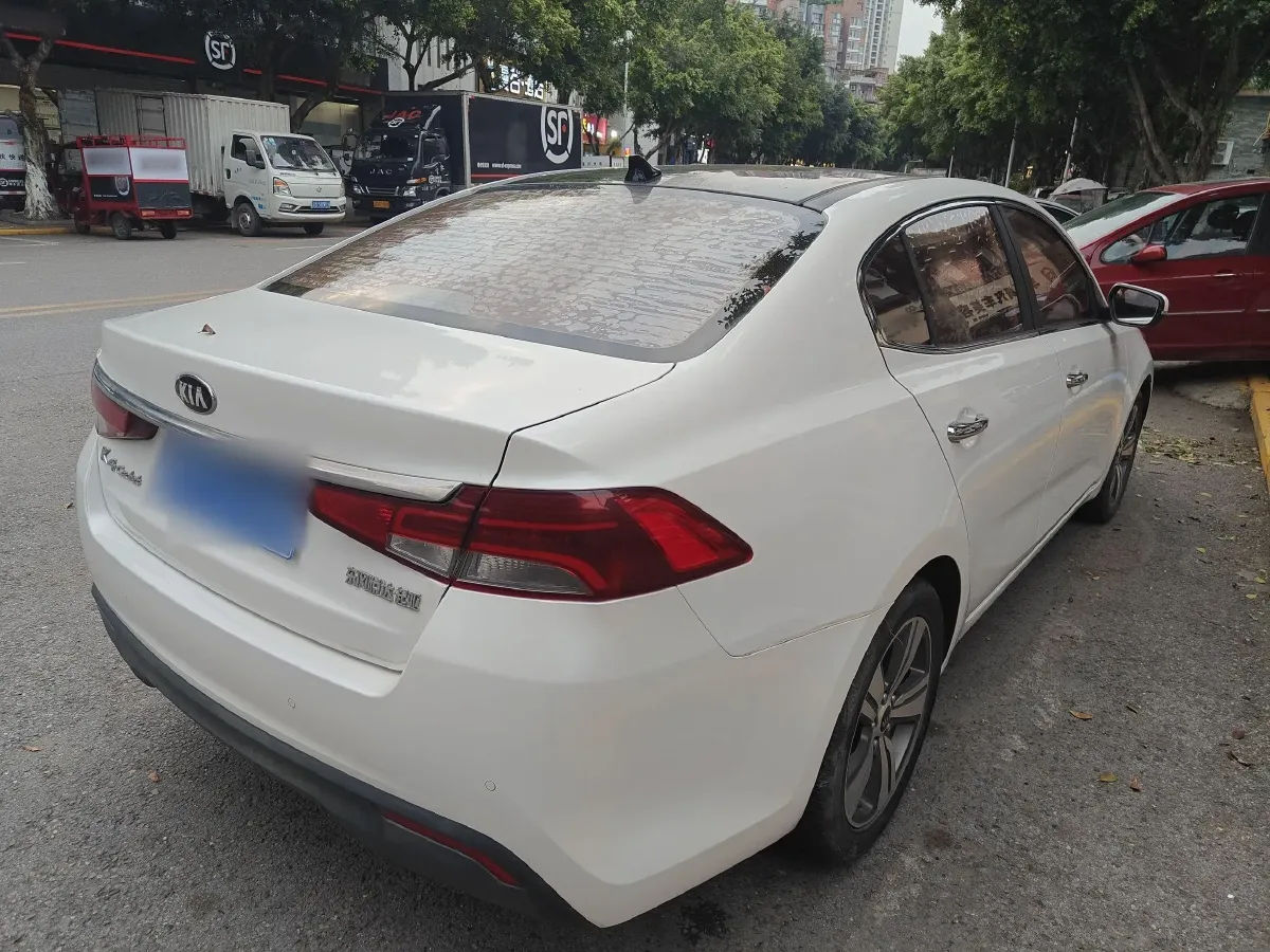 2017 Kia Cachet 1.8L 143HP L4 6AT,autocango,china used car exporter,china ev exporter,chinese used car exporter,chinese used ev exporter