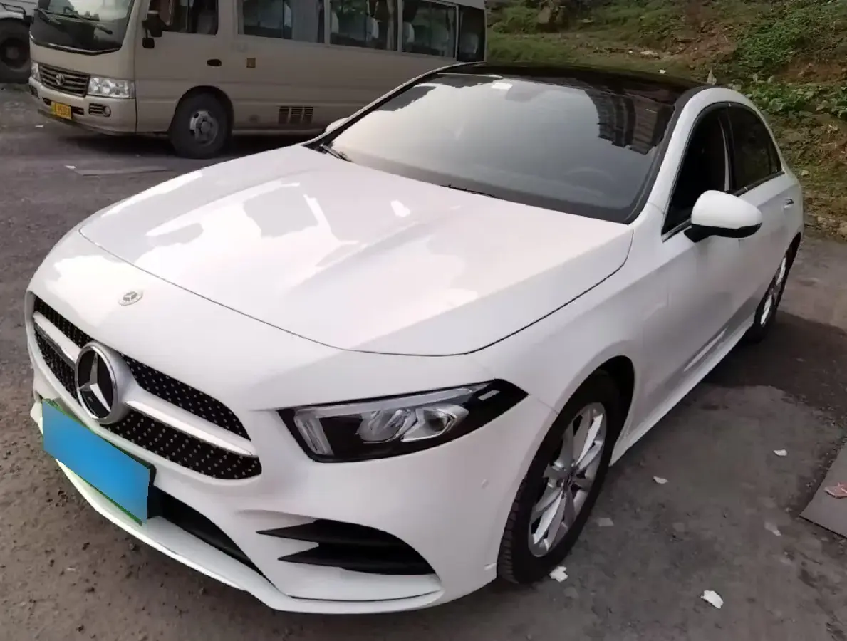 2020 Mercedes-Benz A Class 1.3T 163HP L4 7DCT