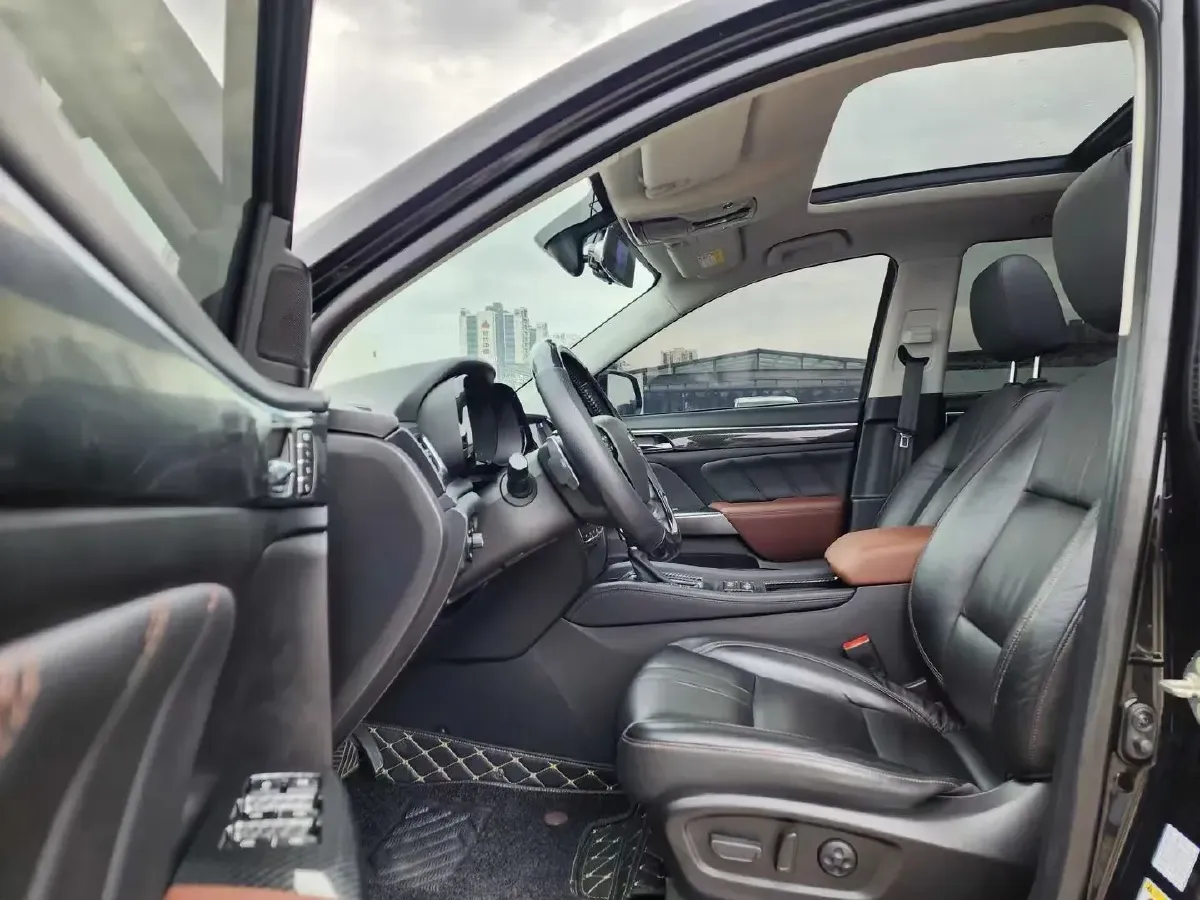 2017 GAC Trumpchi GS7 2.0T 201HP L4 6AT,autocango,china used car exporter,china ev exporter,chinese used car exporter,chinese used ev exporter