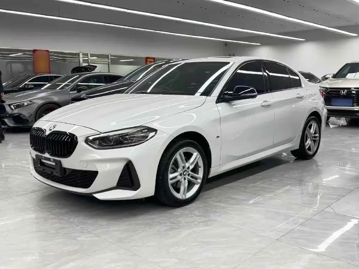 2021 BMW 1 Series 1.5T 140HP L3 7DCT