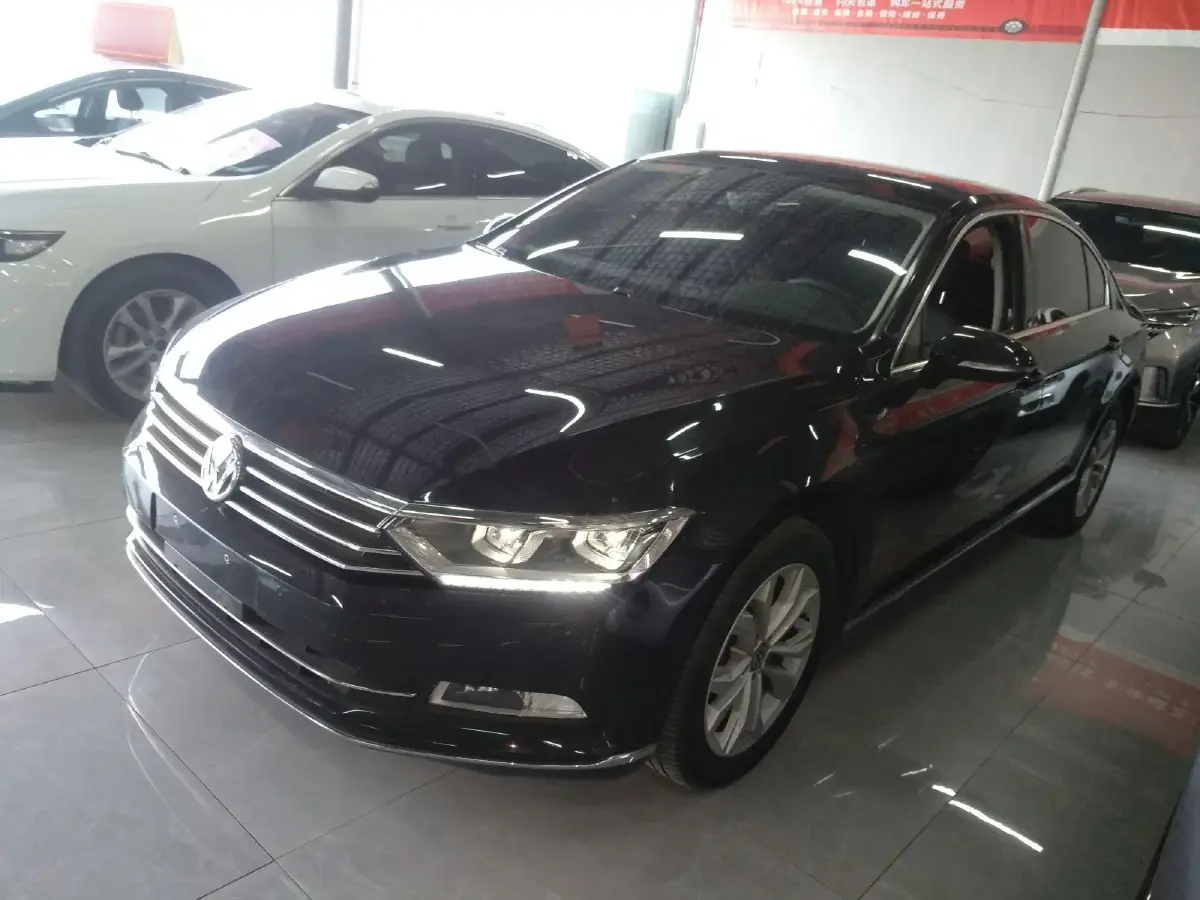 2019 Volkswagen Magotan 2.0T 220HP L4 7DCT