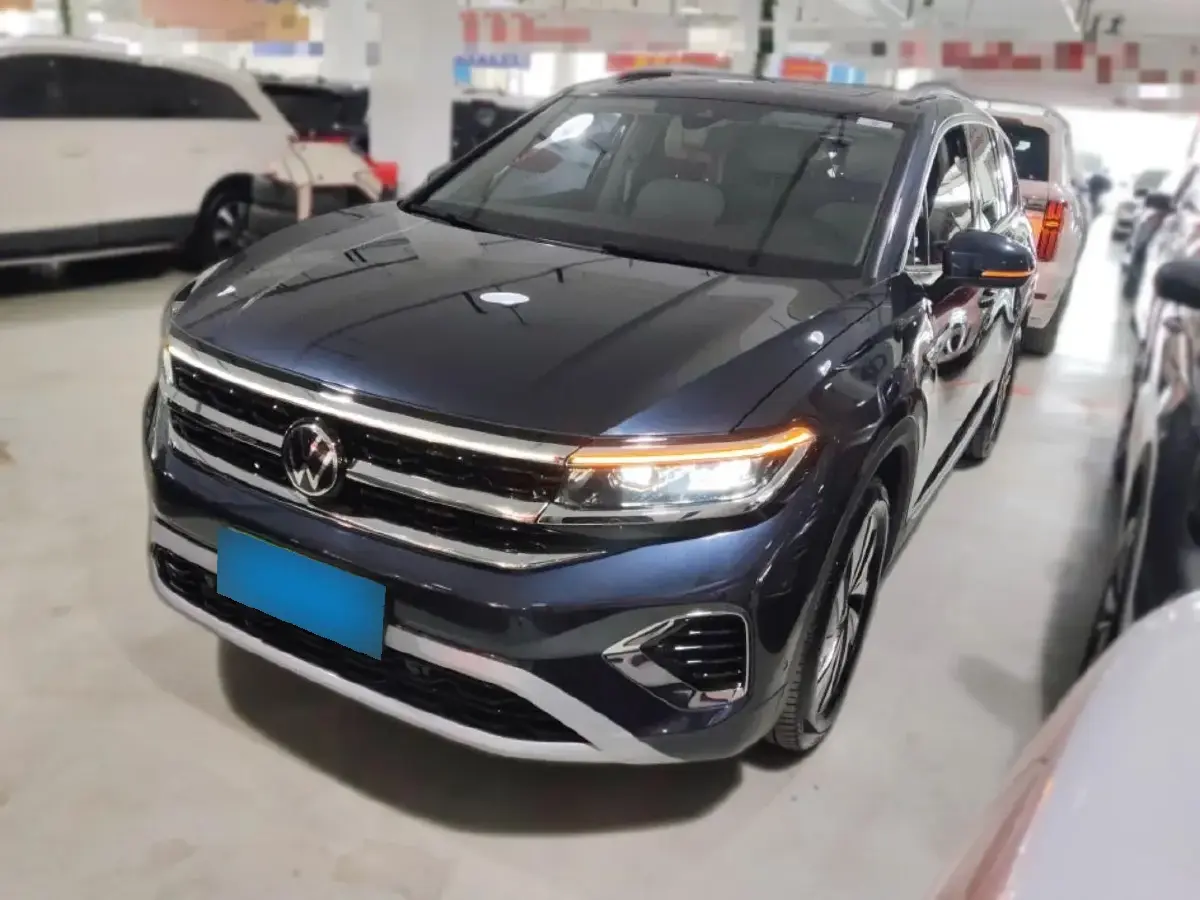 2022 Volkswagen Talagon 2.0T 220HP L4 7DCT