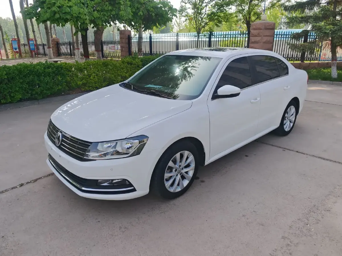 2017 Volkswagen Lavida 1.6L 110HP L4 6AT