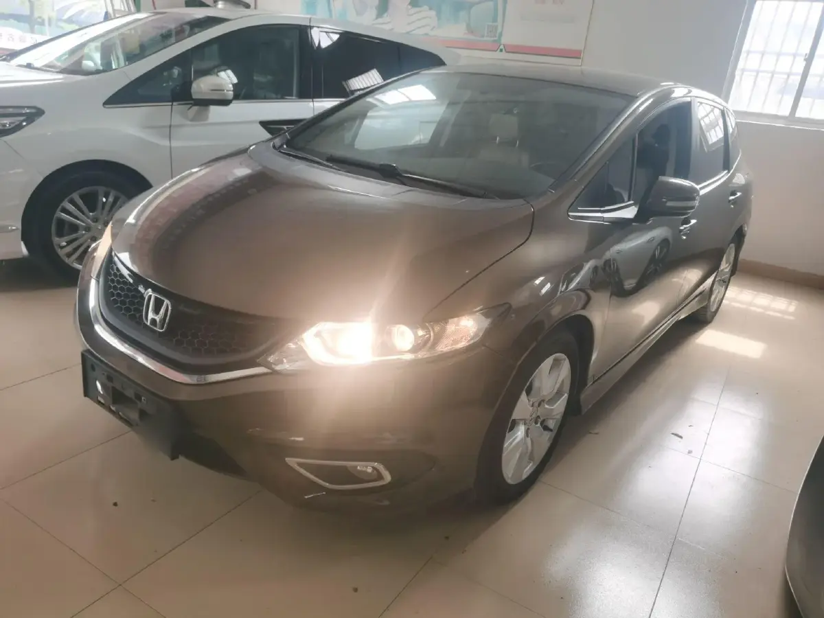 2013 Honda Jade 1.8L 141HP L4 5AT