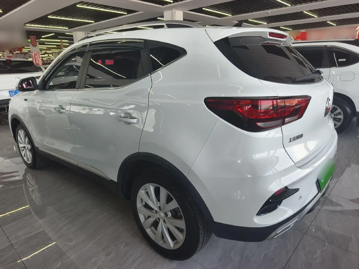 2020 MG ZS 1.5L 120HP L4 5MT,autocango,china used car exporter,china ev exporter,chinese used car exporter,chinese used ev exporter