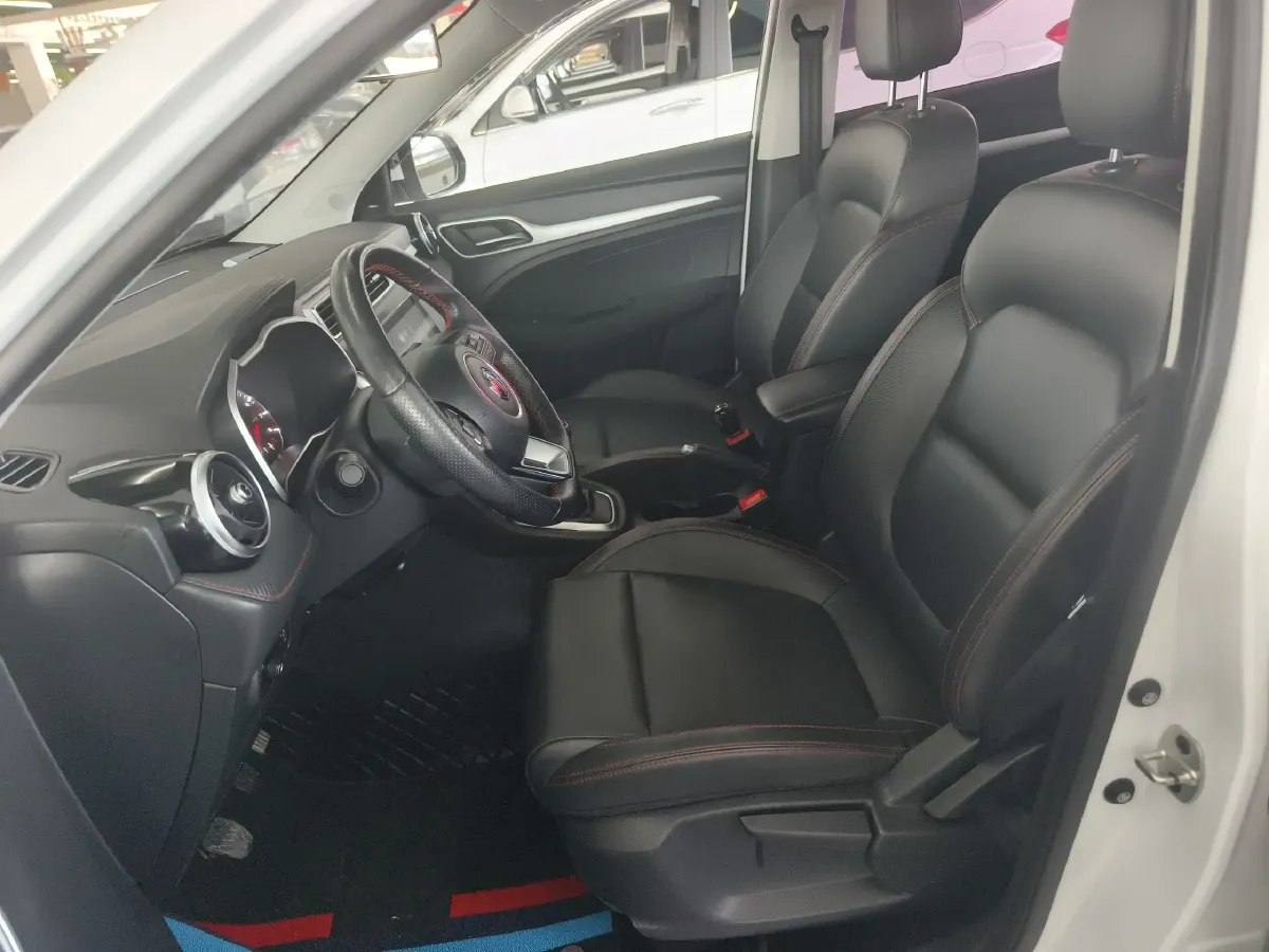 2020 MG ZS 1.5L 120HP L4 5MT,autocango,china used car exporter,china ev exporter,chinese used car exporter,chinese used ev exporter