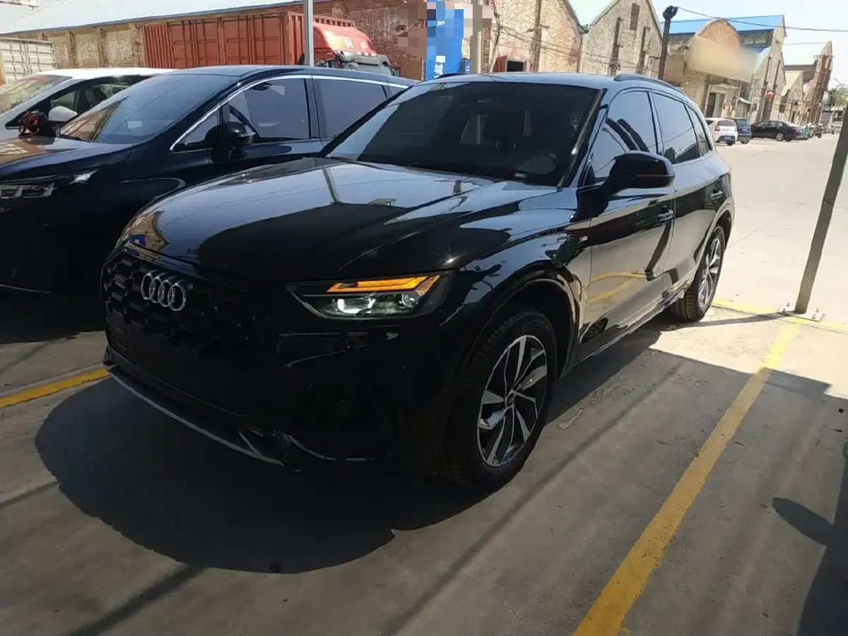2023 Audi Q5L 2.0T 190HP L4 7DCT