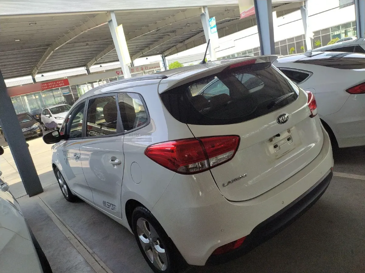 2013 Kia Carens 2.0L 152HP L4 6AT,autocango,china used car exporter,china ev exporter,chinese used car exporter,chinese used ev exporter