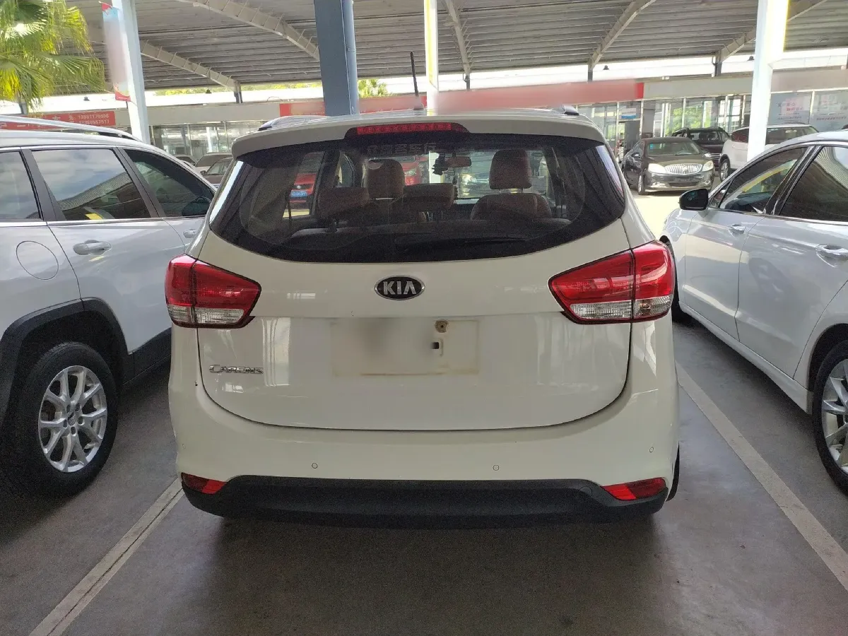 2013 Kia Carens 2.0L 152HP L4 6AT,autocango,china used car exporter,china ev exporter,chinese used car exporter,chinese used ev exporter