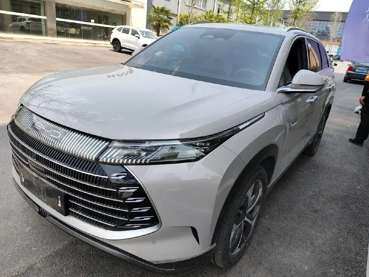 2023 BYD Frigate 07 1.5T 139HP L4 E-CVT PHEV 36.8KWH