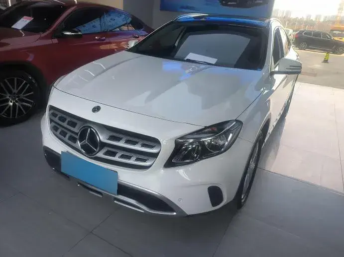 2018 Mercedes-Benz GLA Class 1.6T 156HP L4 7DCT