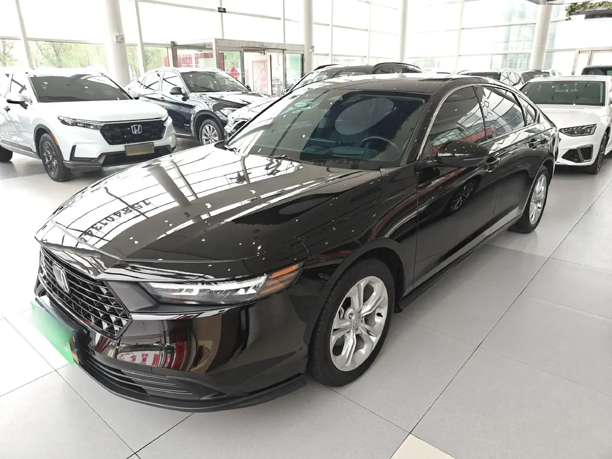 2023 Honda Accord 1.5T 192HP L4 CVT