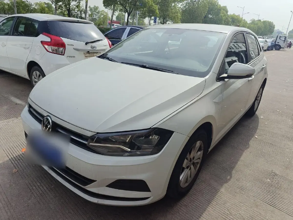 2023 Volkswagen Polo 1.5L 110HP L4 6AT