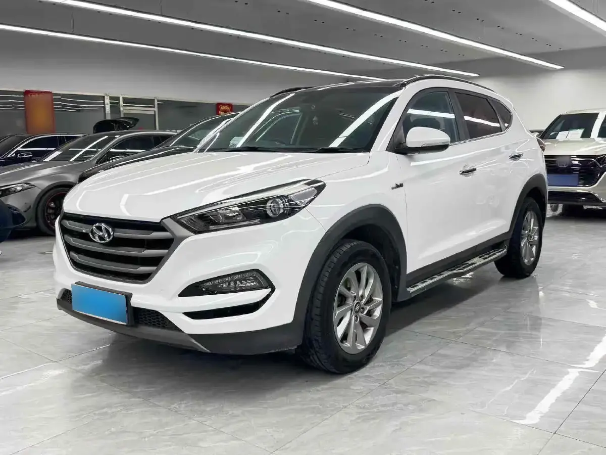 2015 Hyundai Tucson 1.6T 177HP L4 7DCT