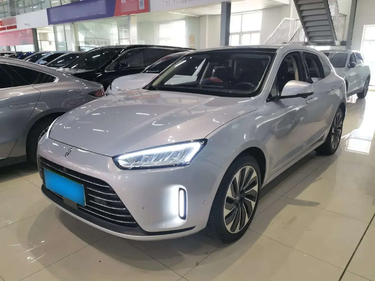2022 HIMA AITO M5 Range Extended 125HP REEV 40KWH