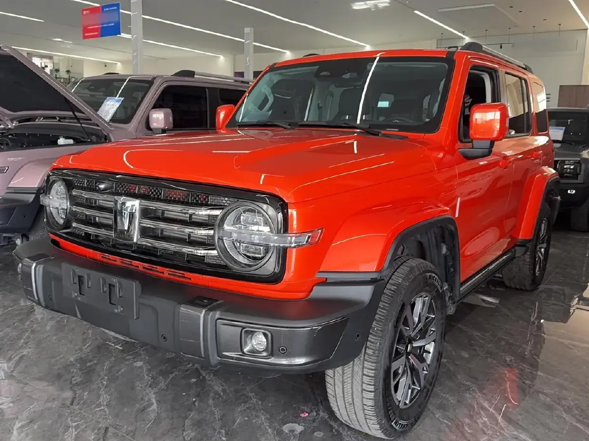 2023 Tank 300 2.0T 227HP L4 8AT