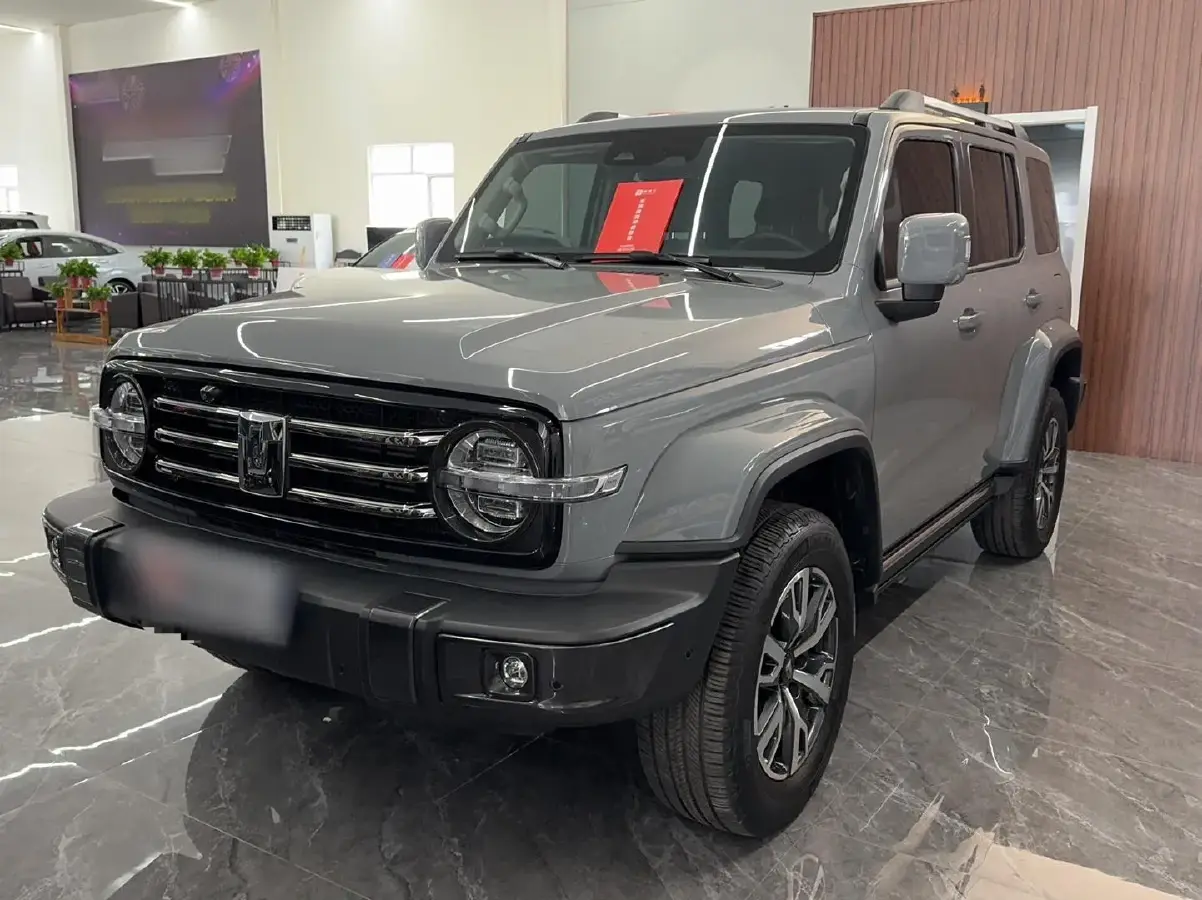 2023 Tank 300 2.0T 227HP L4 8AT