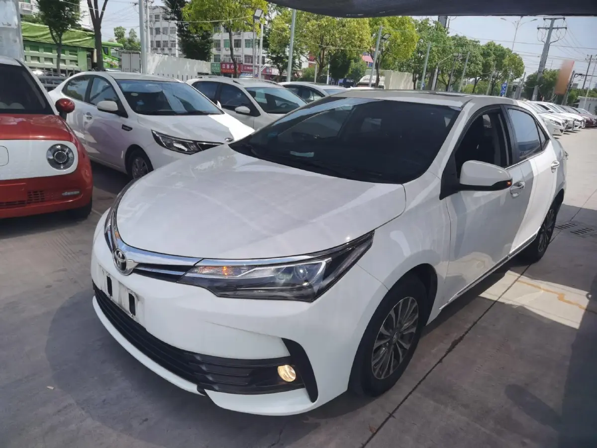 2018 Toyota Corolla 1.2T 116HP L4 CVT