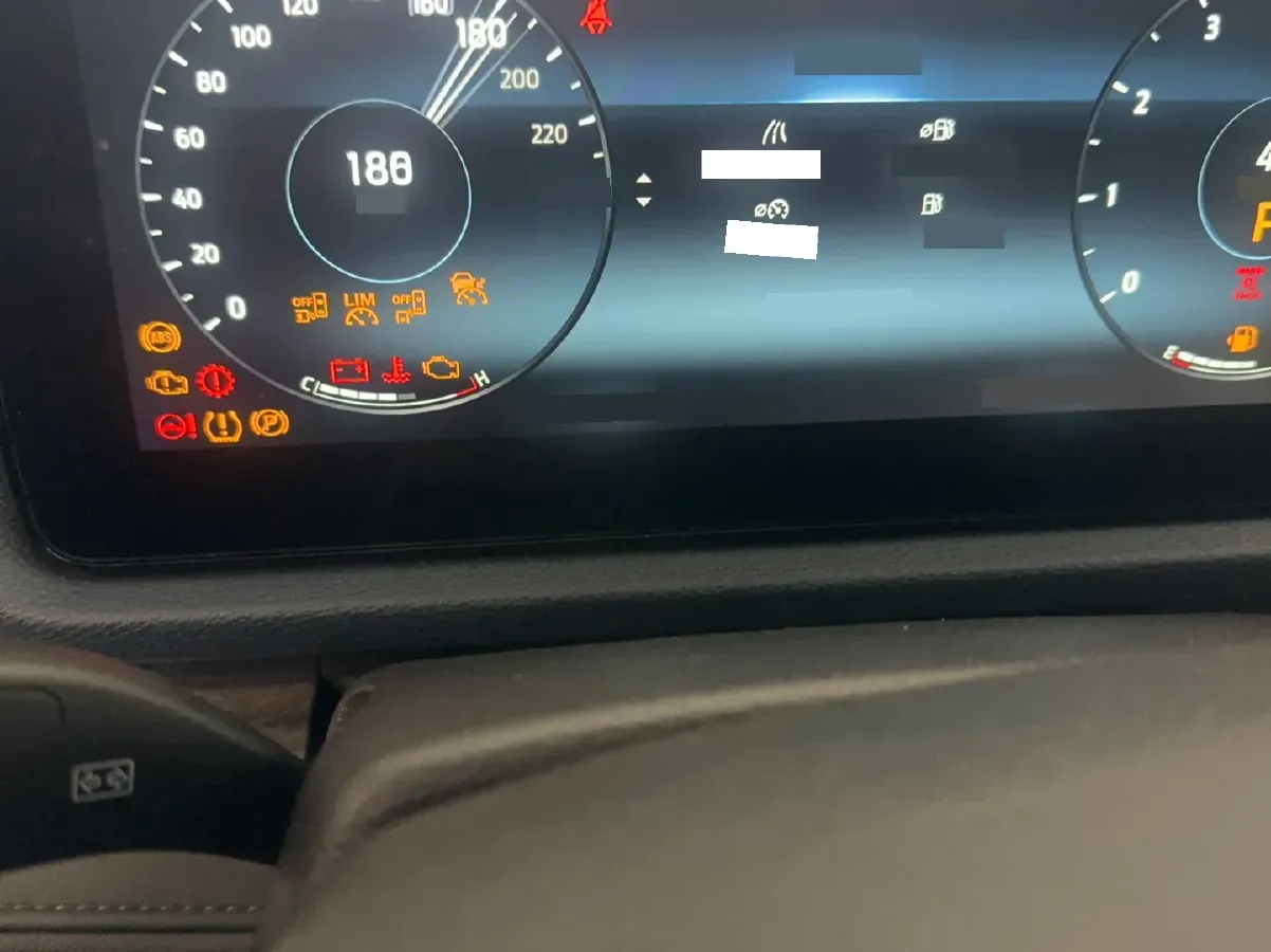 2023 Ford Equator Sport 1.5T 170HP L4 7DCT,autocango,china used car exporter,china ev exporter,chinese used car exporter,chinese used ev exporter