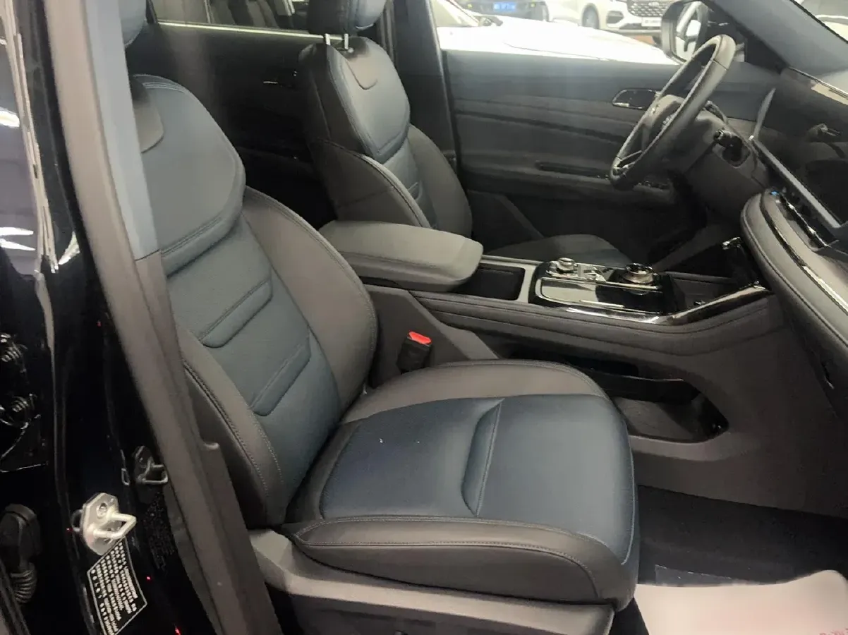 2023 Ford Equator Sport 1.5T 170HP L4 7DCT,autocango,china used car exporter,china ev exporter,chinese used car exporter,chinese used ev exporter