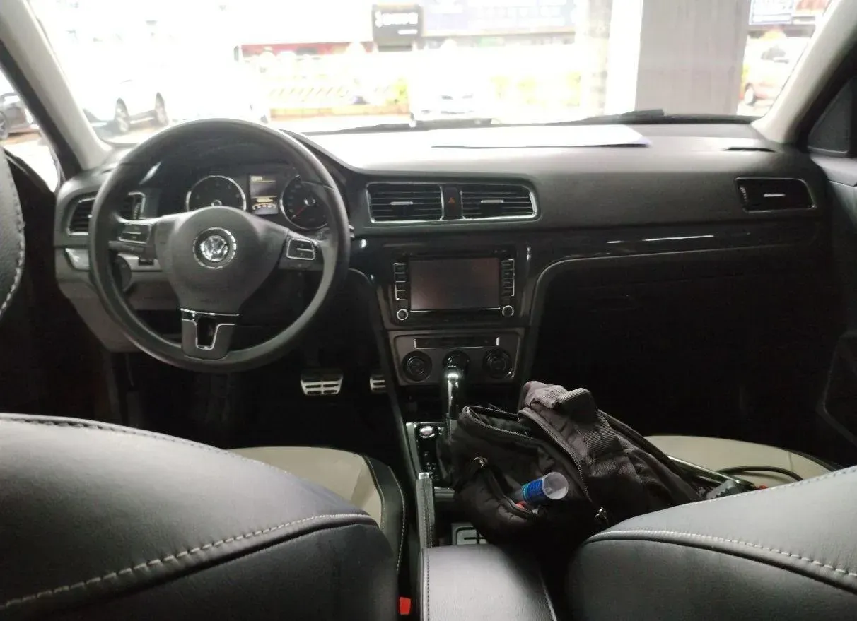 2014 Volkswagen Cross Lavida 1.4T 131HP L4 7DCT,autocango,china used car exporter,china ev exporter,chinese used car exporter,chinese used ev exporter