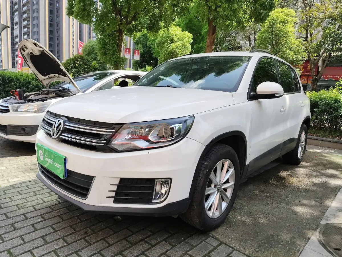 2016 Volkswagen Tiguan 1.4T 150HP L4 6DCT