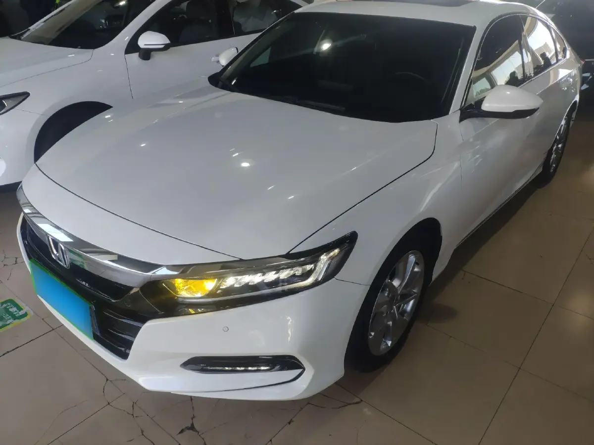 2018 Honda Accord 1.5T 194HP L4 CVT