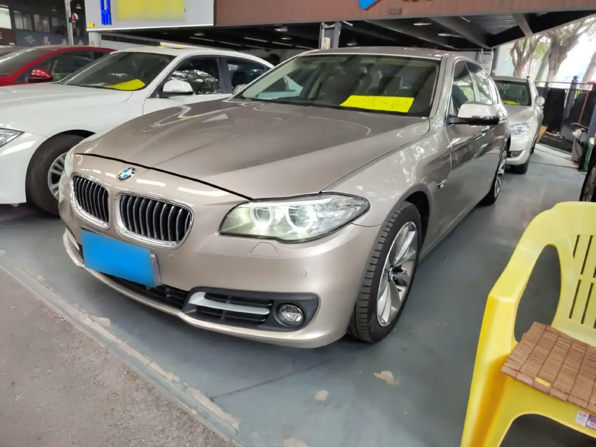 2014 BMW 5 Series 2.0T 245HP L4 8AT