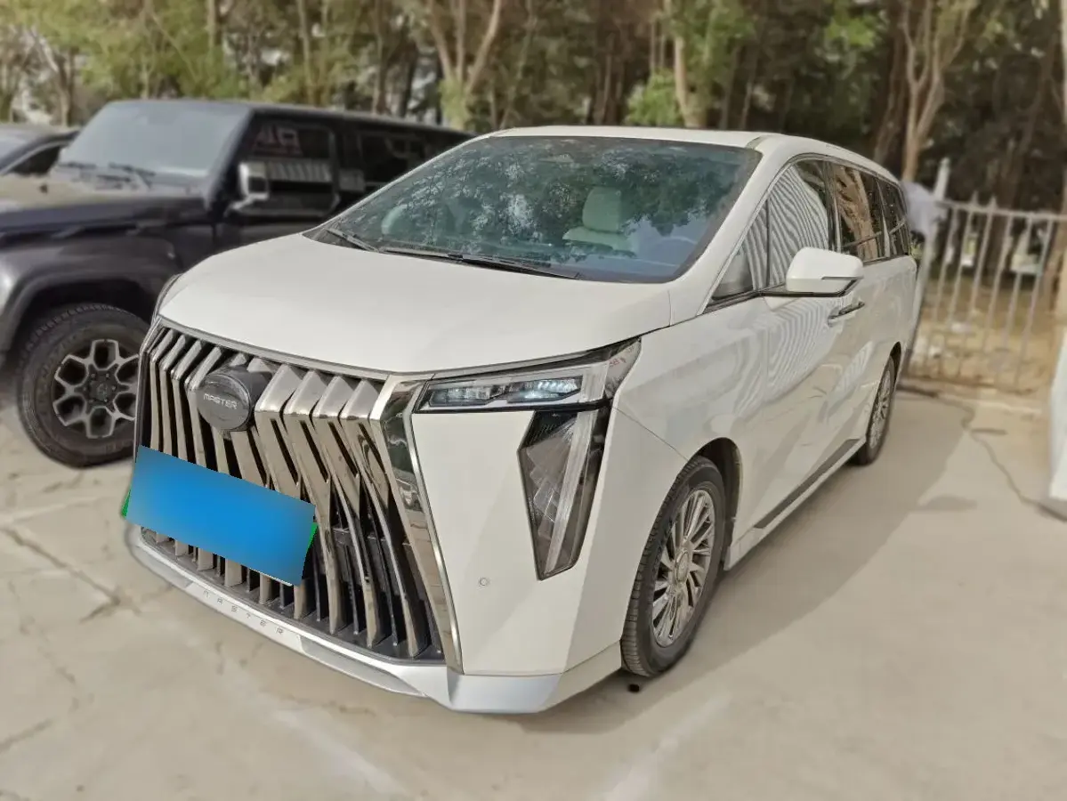 2023 GAC Trumpchi M8 2.0T 252HP L4 8AT