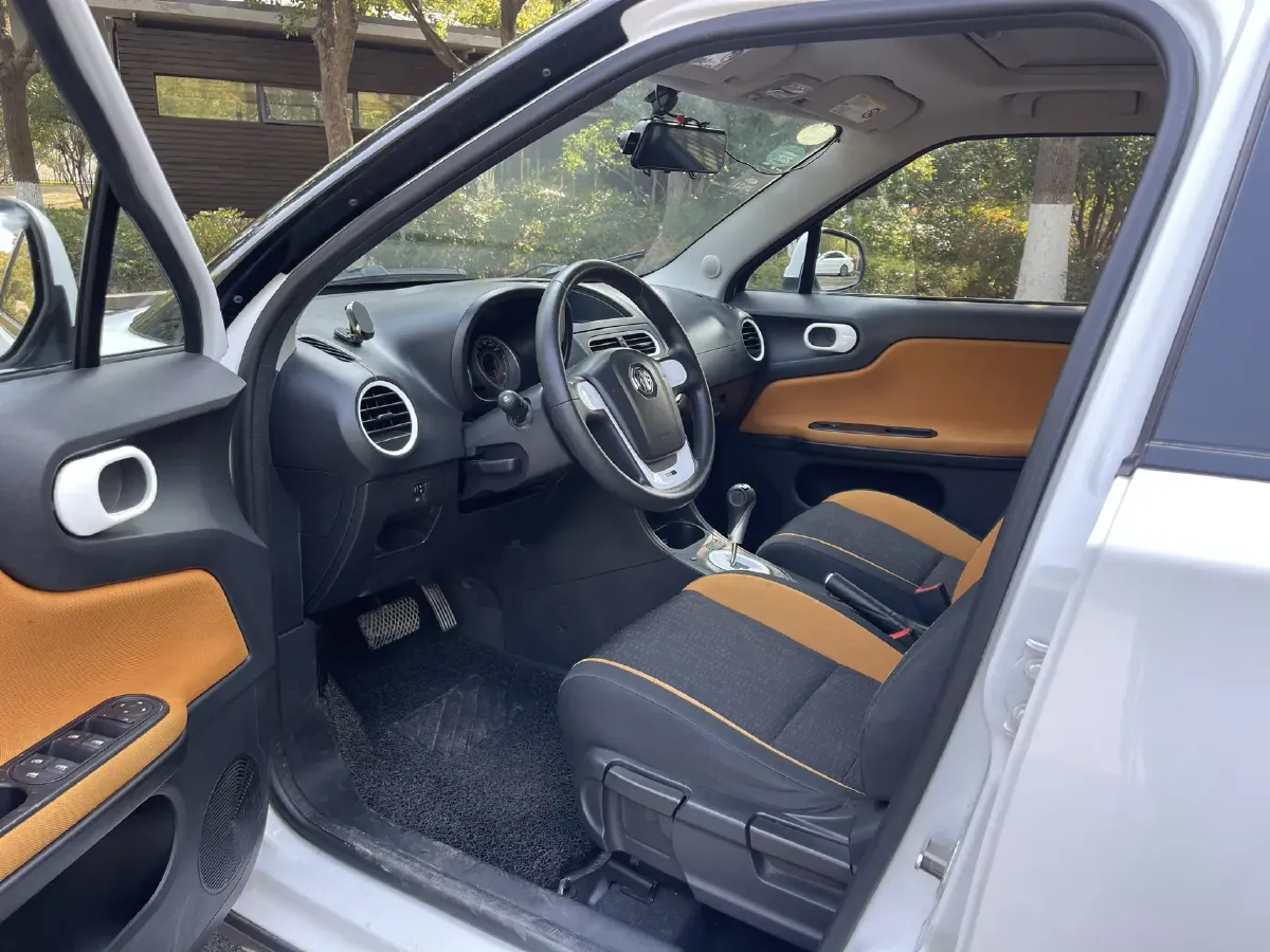 2015 MG 3SW 1.5L 109HP L4 5AMT,autocango,china used car exporter,china ev exporter,chinese used car exporter,chinese used ev exporter