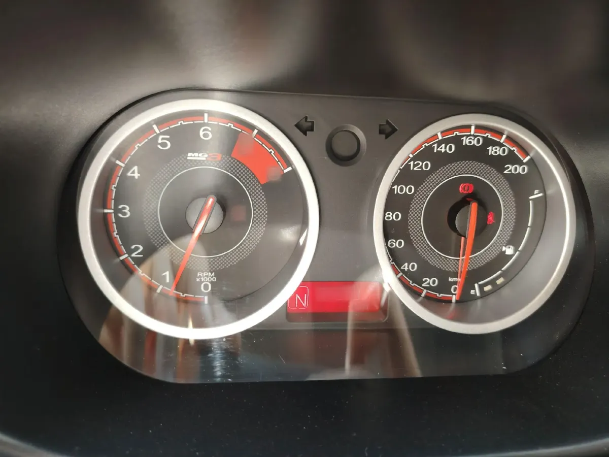 2015 MG 3SW 1.5L 109HP L4 5AMT,autocango,china used car exporter,china ev exporter,chinese used car exporter,chinese used ev exporter