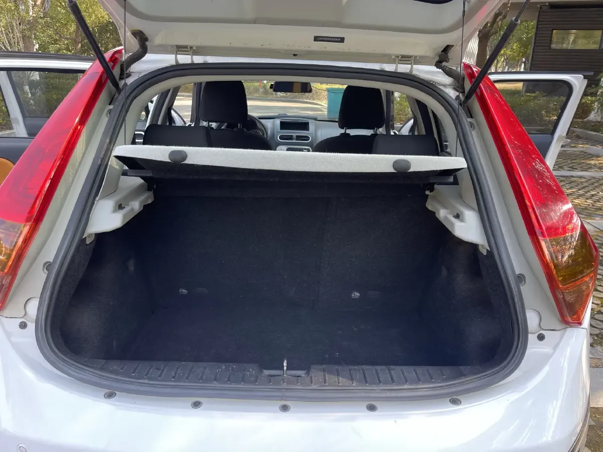 2015 MG 3SW 1.5L 109HP L4 5AMT,autocango,china used car exporter,china ev exporter,chinese used car exporter,chinese used ev exporter