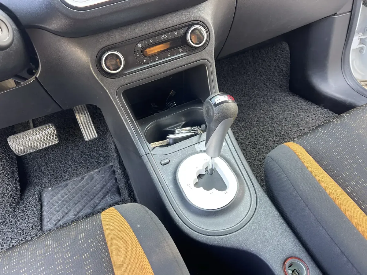 2015 MG 3SW 1.5L 109HP L4 5AMT,autocango,china used car exporter,china ev exporter,chinese used car exporter,chinese used ev exporter