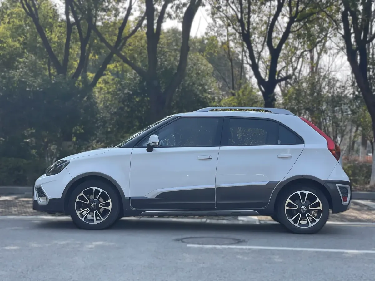 2015 MG 3SW 1.5L 109HP L4 5AMT,autocango,china used car exporter,china ev exporter,chinese used car exporter,chinese used ev exporter