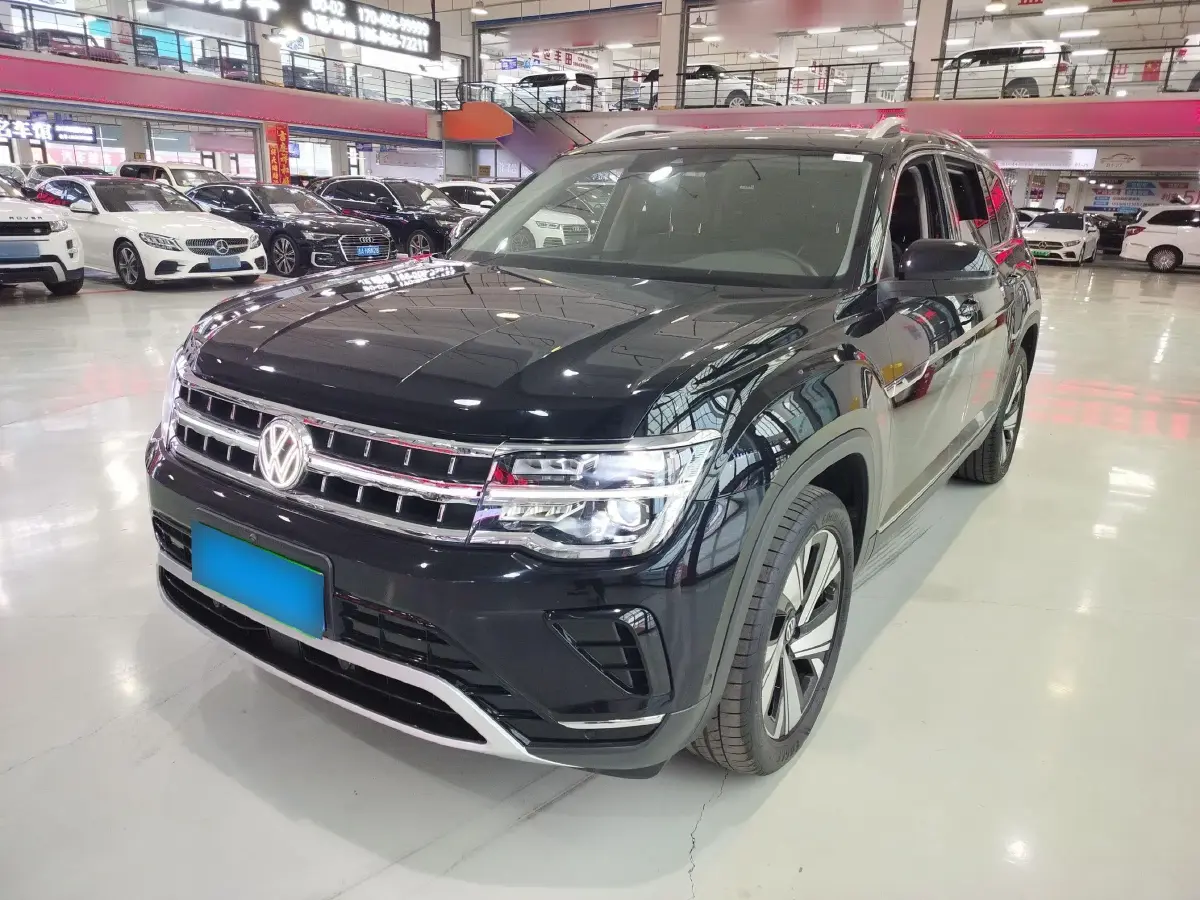 2023 Volkswagen Teramont 2.0T 220HP L4 7DCT