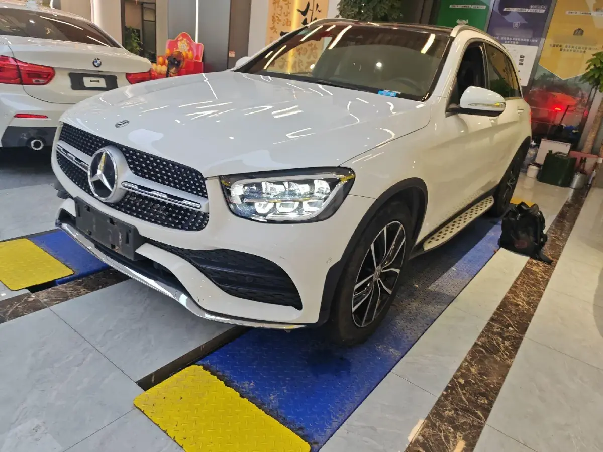 2020 Mercedes-Benz GLC Class 2.0T 258HP L4 9AT
