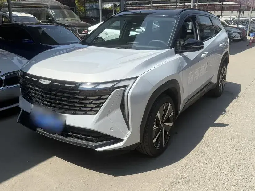 2024 Geely StarRay 1.5T 181HP L4 7DCT