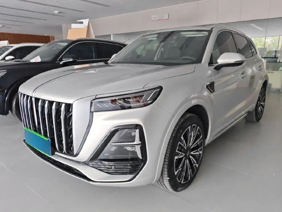 2023 HongQi HS5 2.0T 252HP L4 8AT