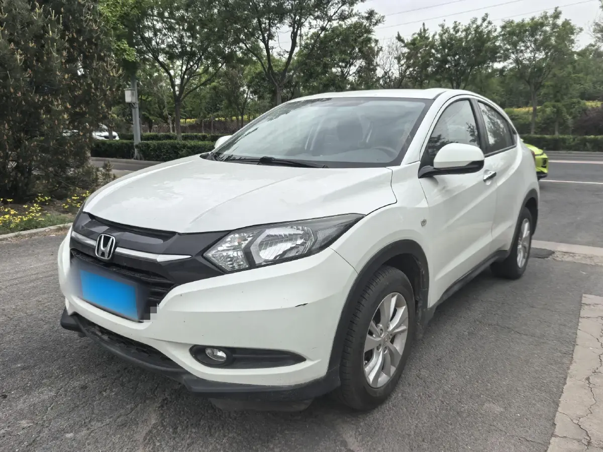 2015 Honda Vezel 1.5L 131HP L4 CVT