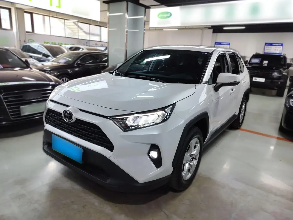 2023 Toyota RAV4 2.0L 171HP L4 CVT