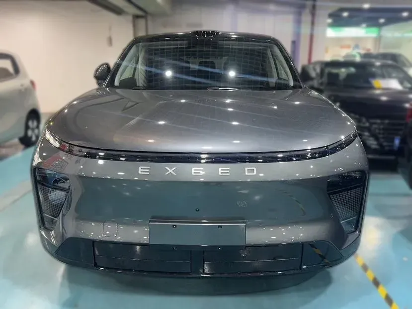 2024 Exceed Sterra ET REEV 156HP REEV 32KWH,autocango,china used car exporter,china ev exporter,chinese used car exporter,chinese used ev exporter