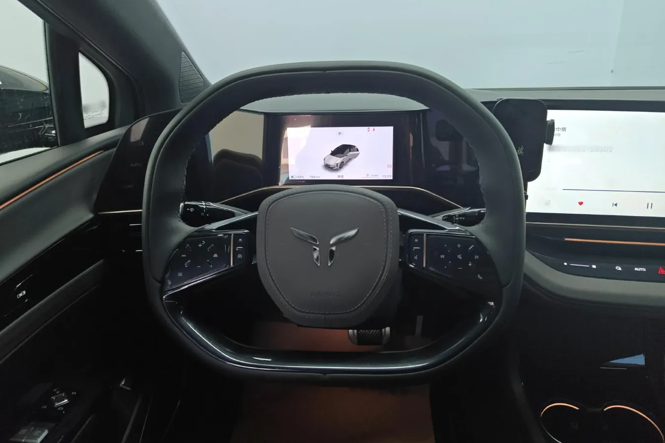 2024 HongQi EH7 BEV 75KWH,autocango,china used car exporter,china ev exporter,chinese used car exporter,chinese used ev exporter