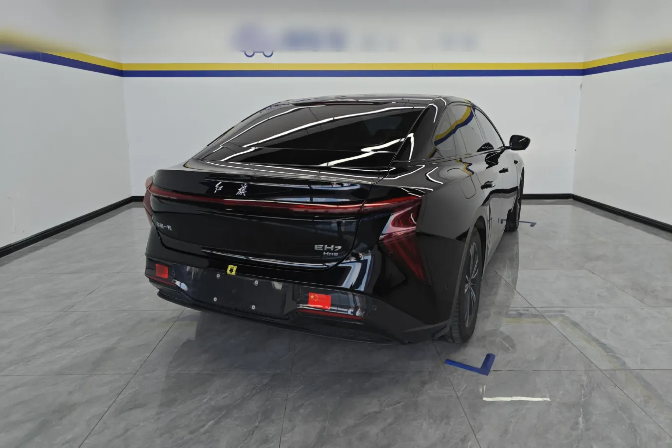 2024 HongQi EH7 BEV 75KWH,autocango,china used car exporter,china ev exporter,chinese used car exporter,chinese used ev exporter