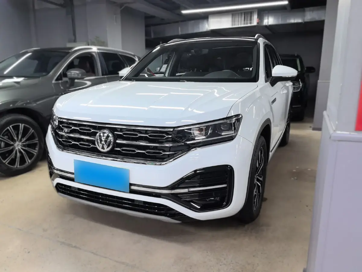 2019 Volkswagen Tayron 2.0T 220HP L4 7DCT